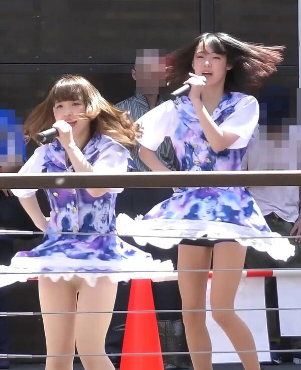 画像31歳アイドル「女の子と触れ合ったことがないネットのおじさんたち、今時のミニスカには全て中にズボンがついています」 画像1