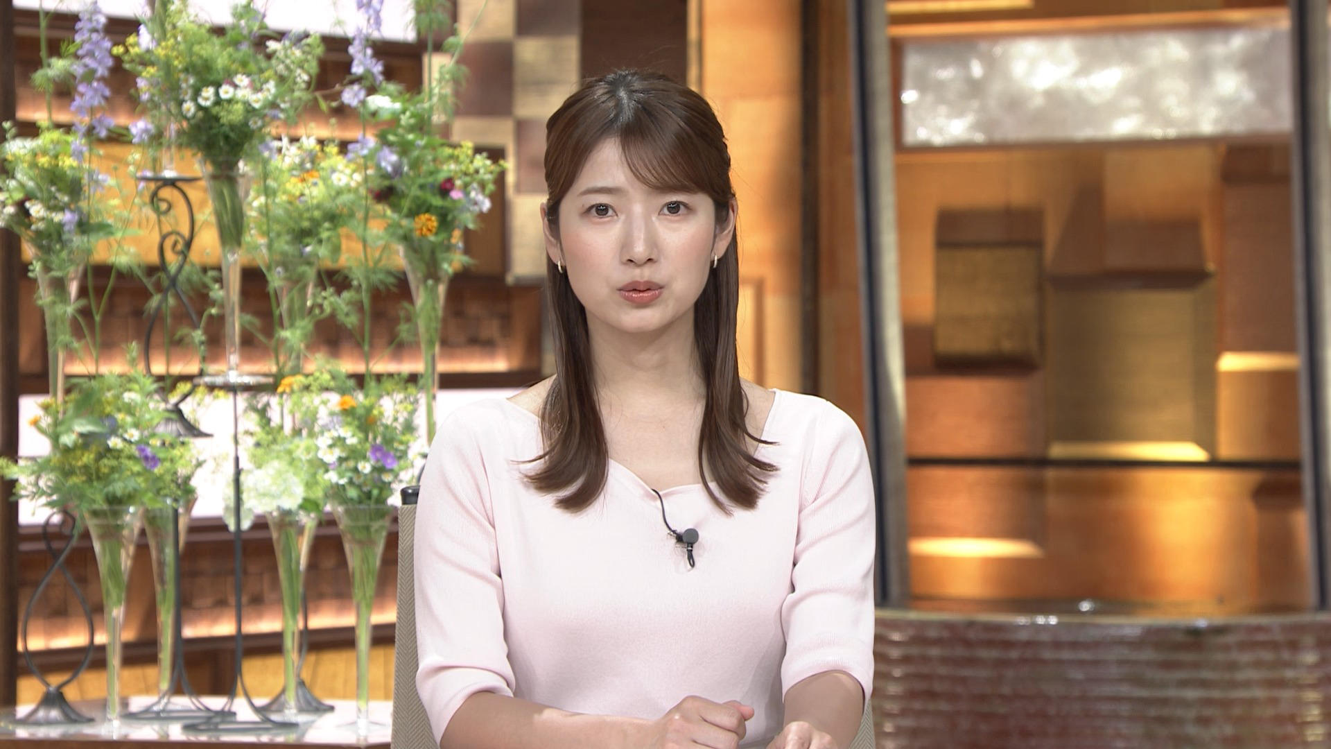 画像安藤萌々アナ ブラ透け! セクシーニット! 画像4 画像安藤萌々アナ ブラ透け! セクシーニット! 画像4