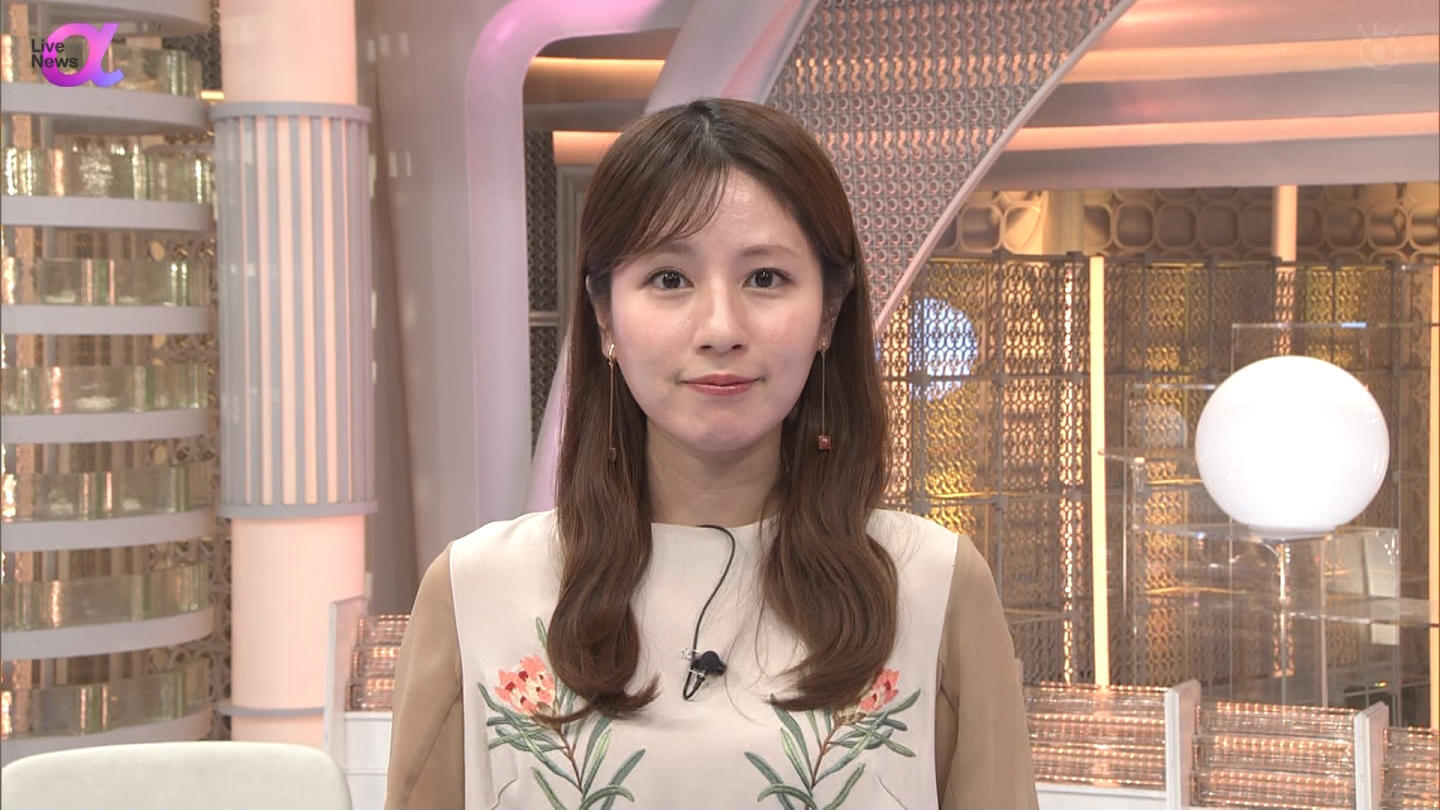 画像堤礼実アナ スリットから太股チラ見え!! 画像12 画像堤礼実アナ スリットから太股チラ見え!! 画像12