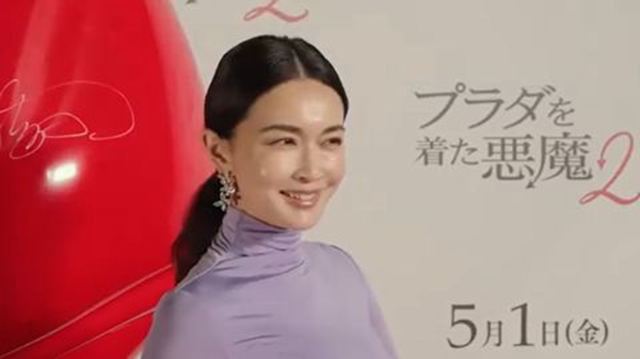 画像長谷川京子、ピタピタドレスで巨乳とお尻が丸出しにwwこれはエロ過ぎる!! 画像15 画像長谷川京子、ピタピタドレスで巨乳とお尻が丸出しにwwこれはエロ過ぎる!! 画像15