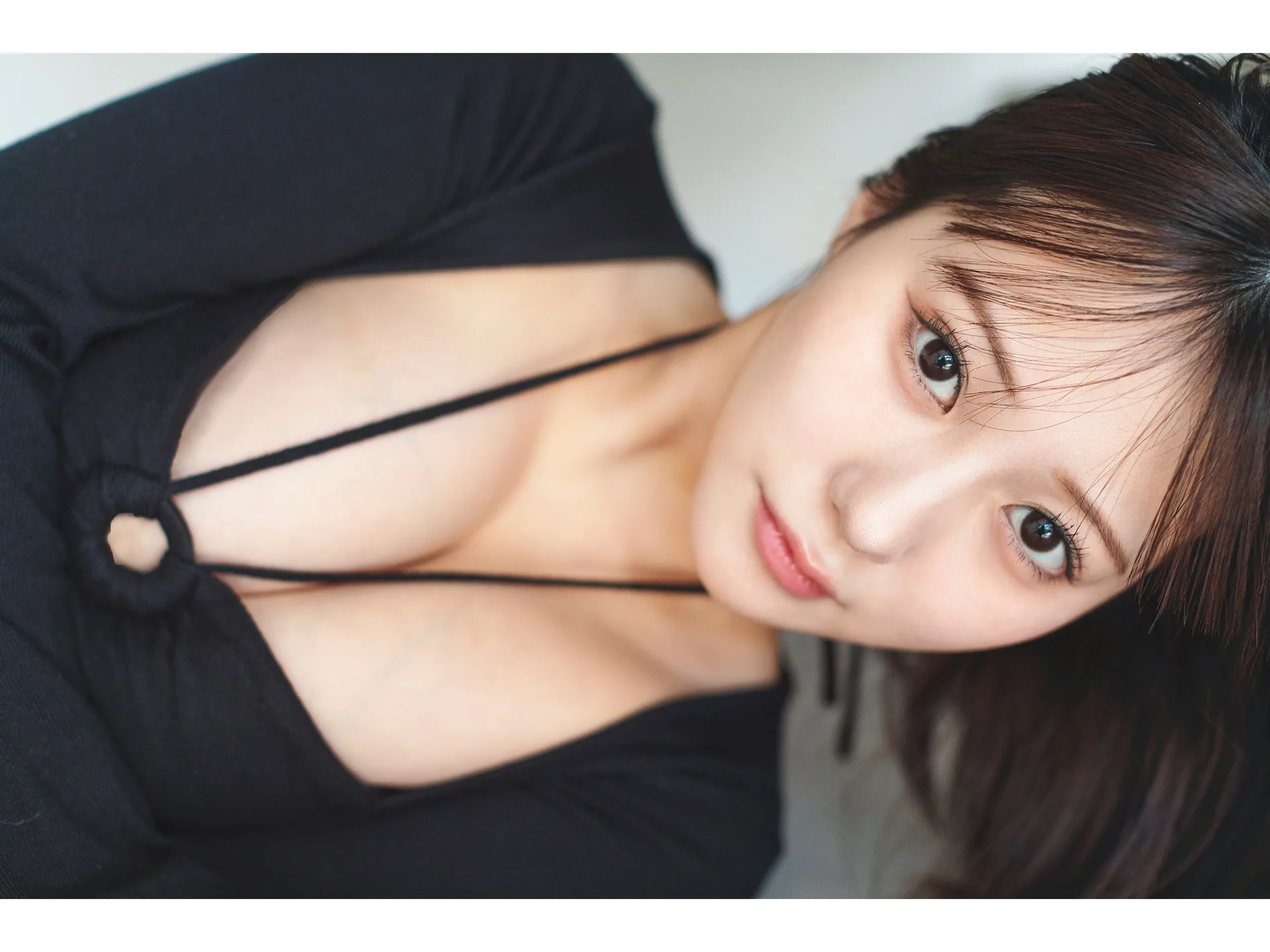 画像田中美久17妖艶な盛り上がりに目を奪われるはち切れそうな豊満バストがエロすぎる水着グラビア画像⑮ 画像16 画像田中美久17妖艶な盛り上がりに目を奪われるはち切れそうな豊満バストがエロすぎる水着グラビア画像⑮ 画像16