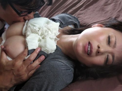 画像upskirt3189逆さ撮りJKショーツっぽいレース付き白Pを撮られちゃうプリケツ具合がエロいメガネJK 画像11 画像upskirt3189逆さ撮りJKショーツっぽいレース付き白Pを撮られちゃうプリケツ具合がエロいメガネJK 画像11