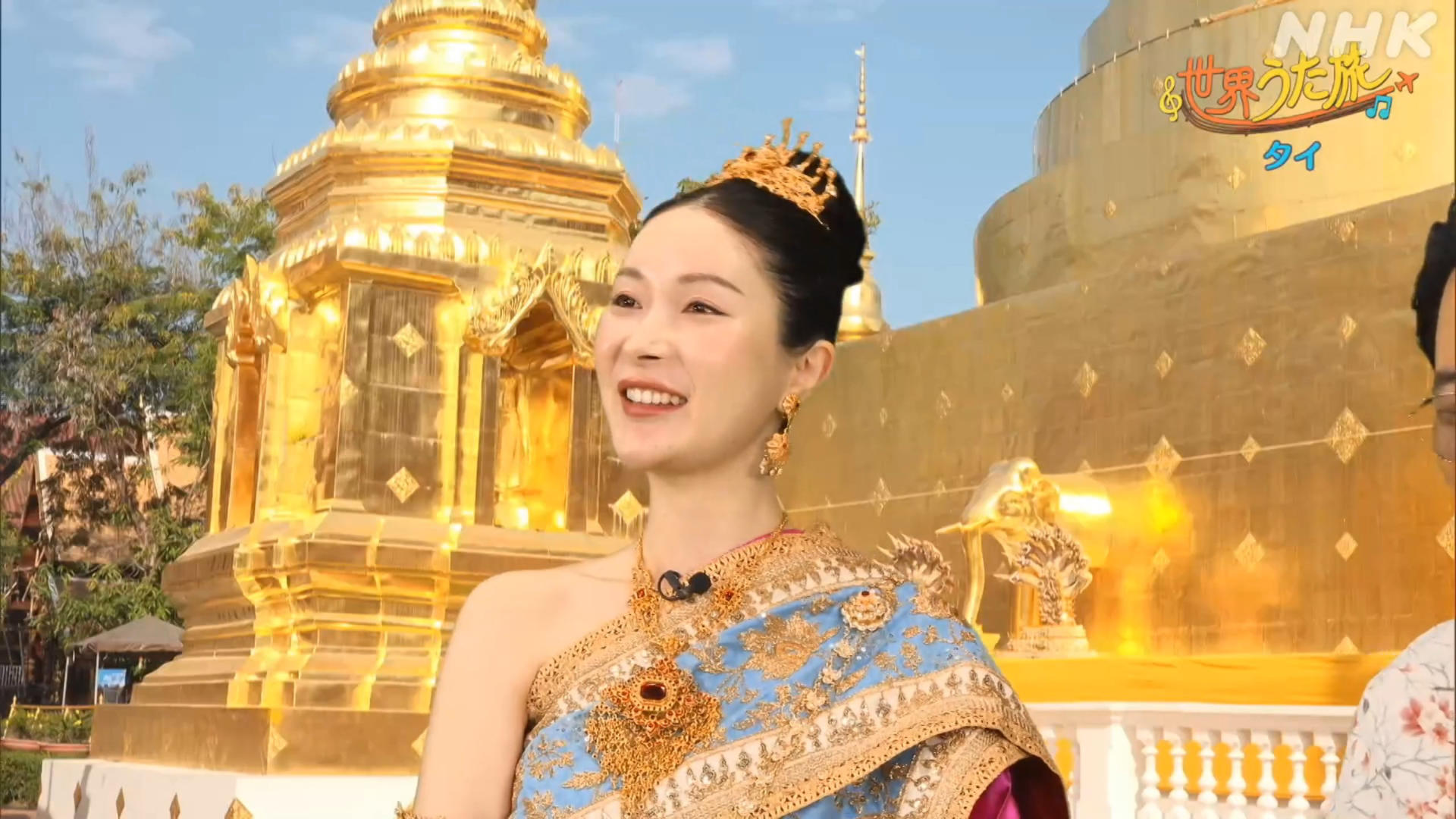 画像森田茉里恵アナ タイの伝統衣装がセクシー過ぎた!!GIF動画あり 画像12 画像森田茉里恵アナ タイの伝統衣装がセクシー過ぎた!!GIF動画あり 画像12